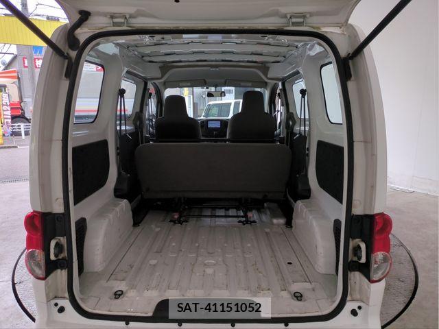 Mitsubishi DELICA VAN 2015-08 6611559-6