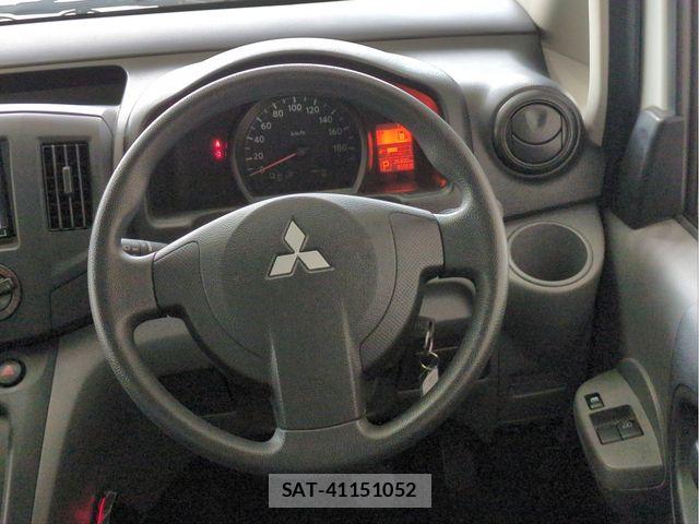 Mitsubishi DELICA VAN 2015-08 6611559-8