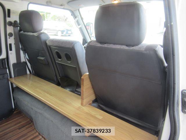 Mitsubishi DELICA VAN 2010-02 6904389-10