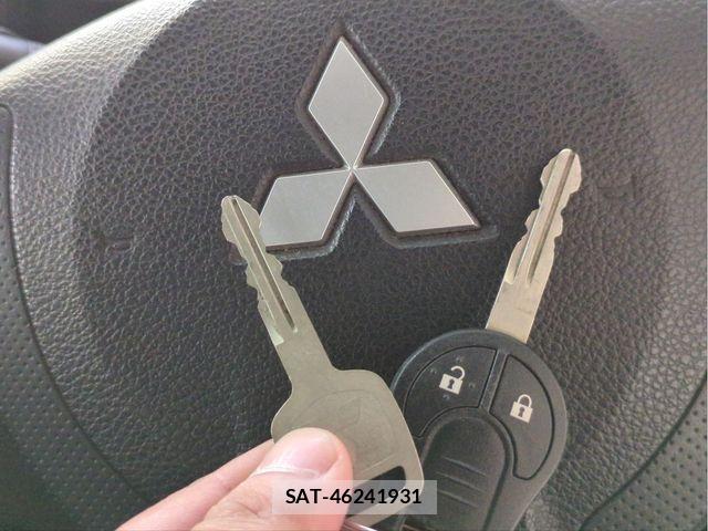 Mitsubishi DELICA VAN 2013-03 7454027-12