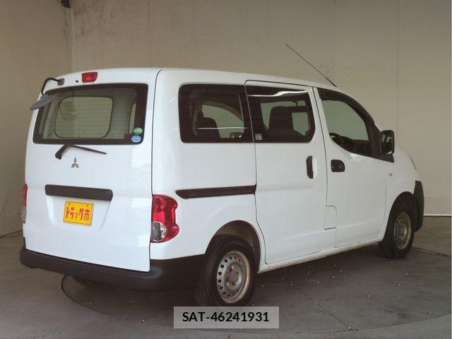 Mitsubishi DELICA VAN 2013-03 7454027-1