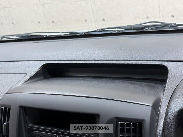 Mitsubishi DELICA VAN 2019-05 7616263-9