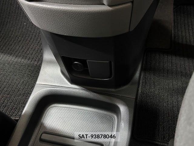 Mitsubishi DELICA VAN 2019-05 7616263-12