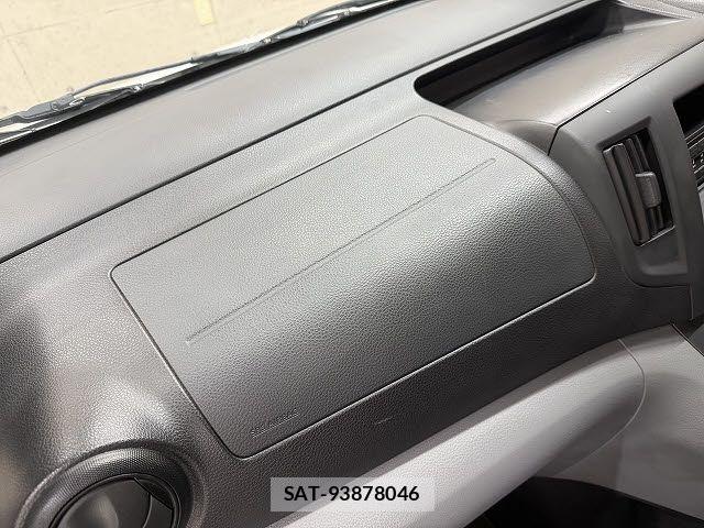 Mitsubishi DELICA VAN 2019-05 7616263-16