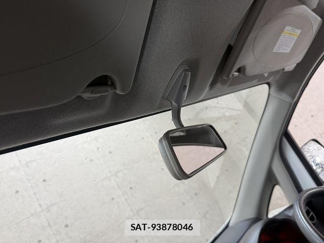 Mitsubishi DELICA VAN 2019-05 7616263-18