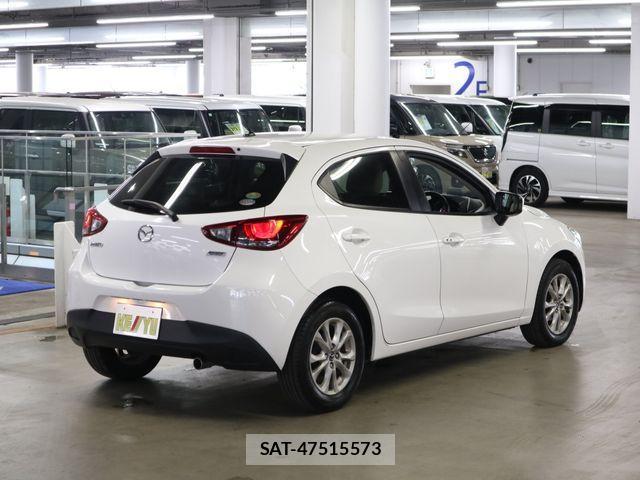 Mazda DEMIO 2015-10 630762-1