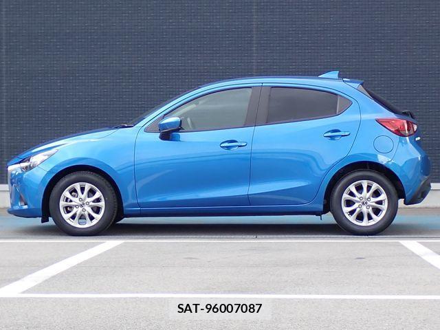 Mazda DEMIO 2019-12 781212-16