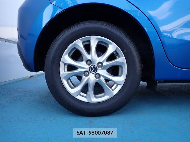 Mazda DEMIO 2019-12 781212-17