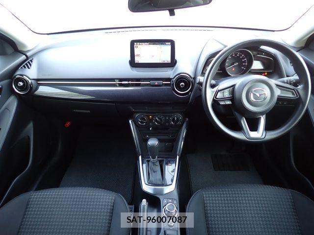 Mazda DEMIO 2019-12 781212-1