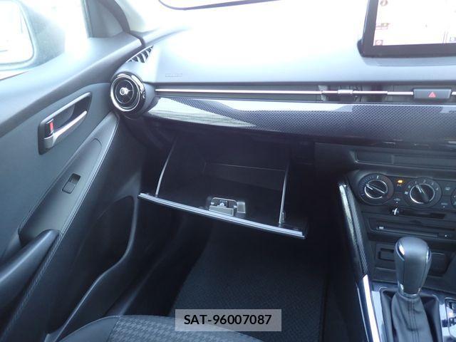 Mazda DEMIO 2019-12 781212-28