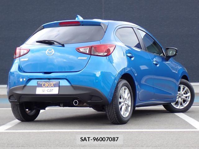 Mazda DEMIO 2019-12 781212-2