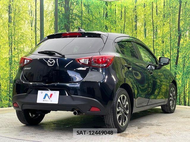 Mazda DEMIO 2014-11 1015065-16