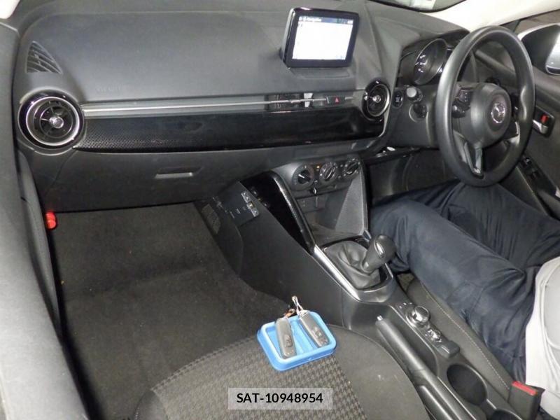 Mazda DEMIO 2018 1095777-4