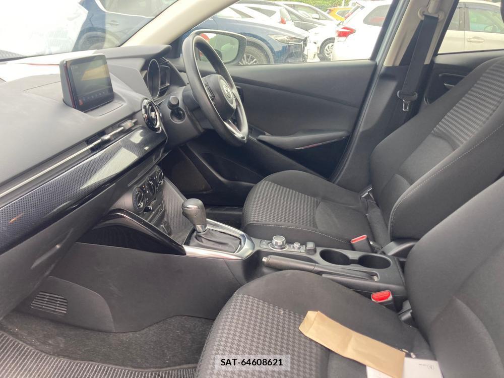Mazda DEMIO 2019-02 1329230-10