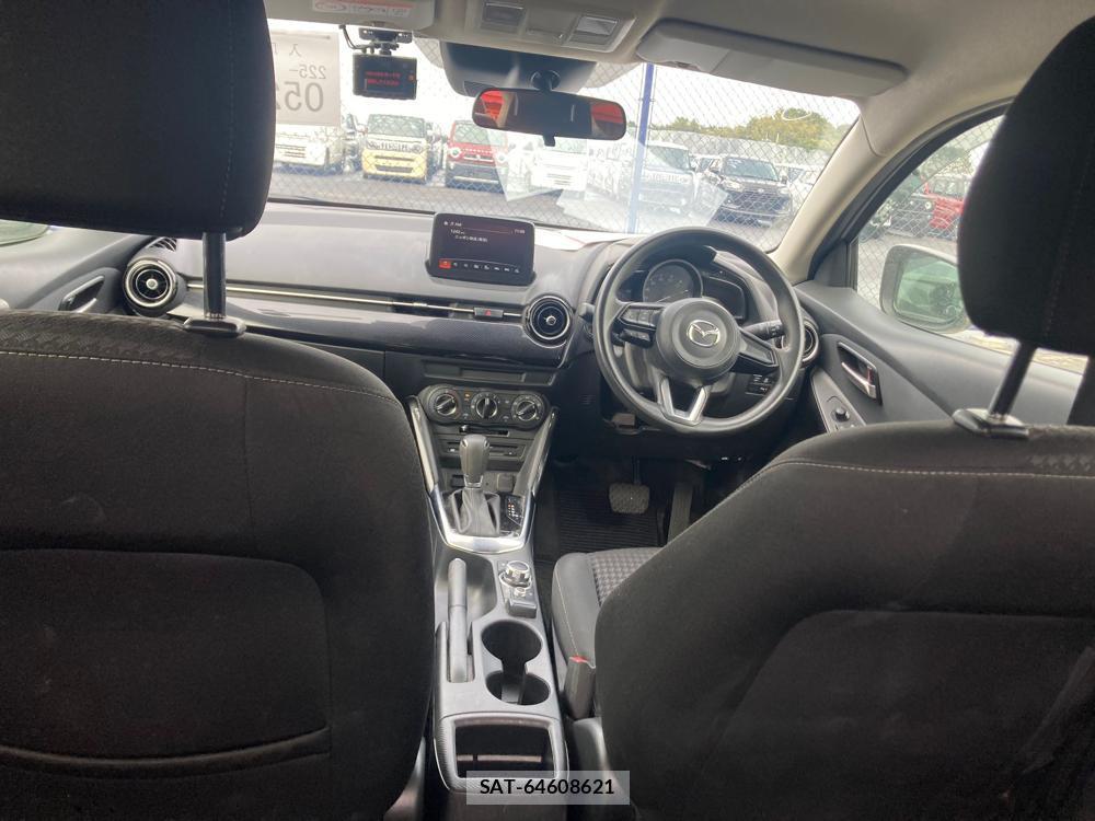 Mazda DEMIO 2019-02 1329230-27