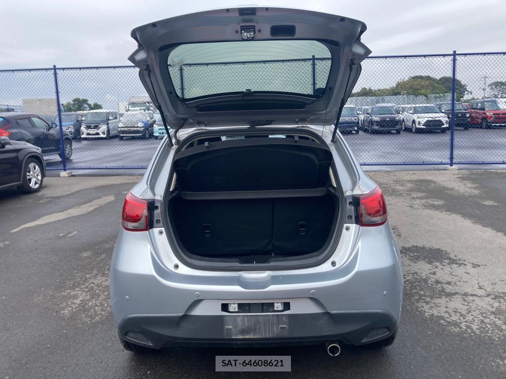 Mazda DEMIO 2019-02 1329230-29