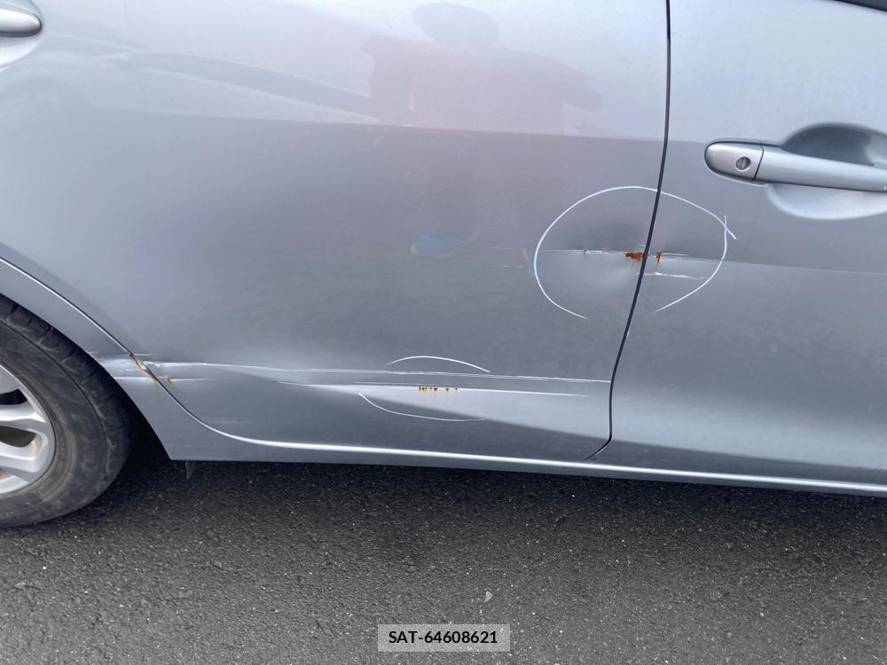 Mazda DEMIO 2019-02 1329230-40