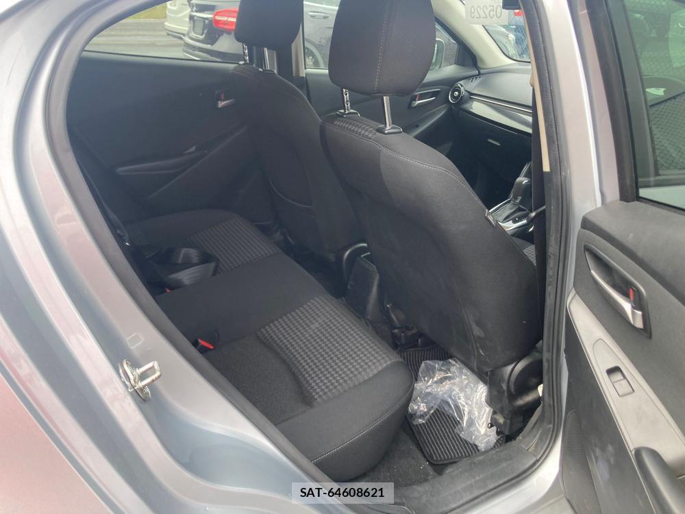 Mazda DEMIO 2019-02 1329230-8