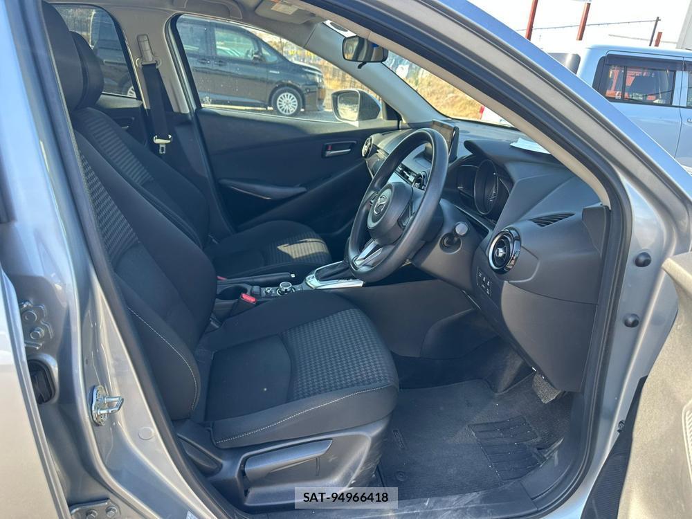 Mazda DEMIO 2019 1491628-11