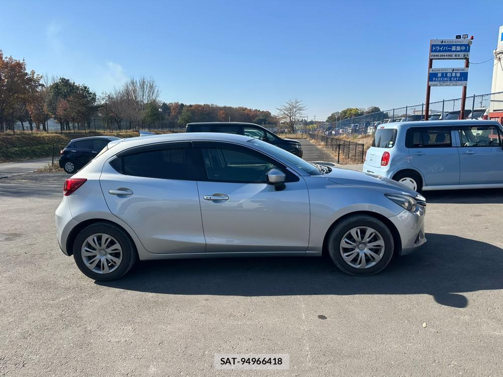 Mazda DEMIO 2019 1491628-5