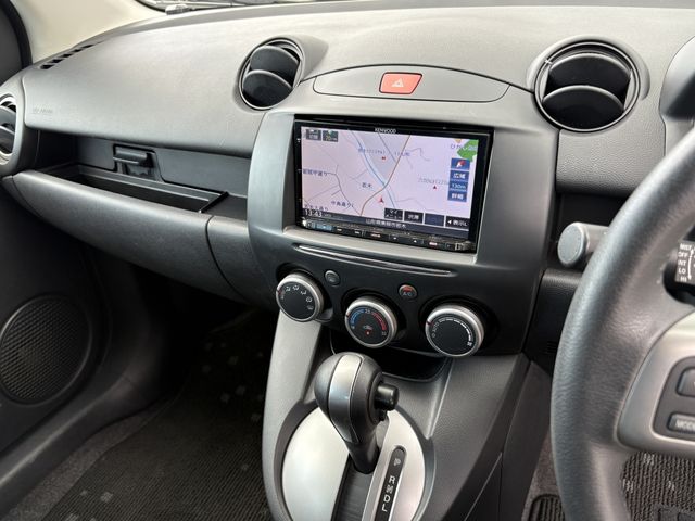 Mazda DEMIO 2012-05 1544592-5