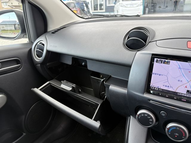 Mazda DEMIO 2012-05 1544592-6