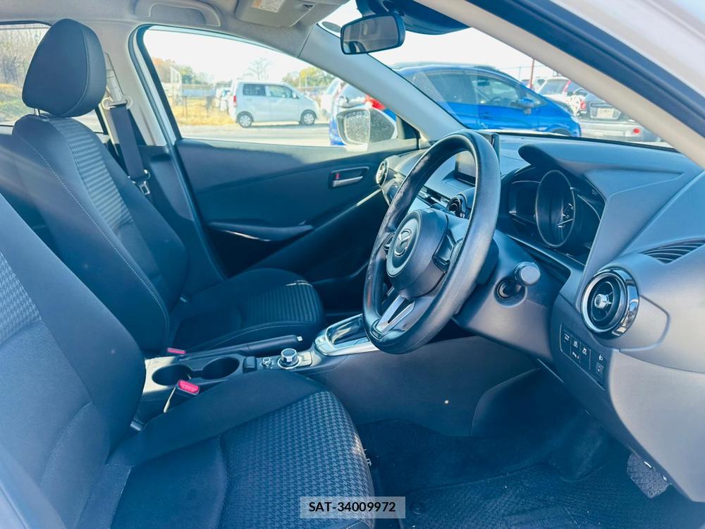 Mazda DEMIO 2019 1527288-11