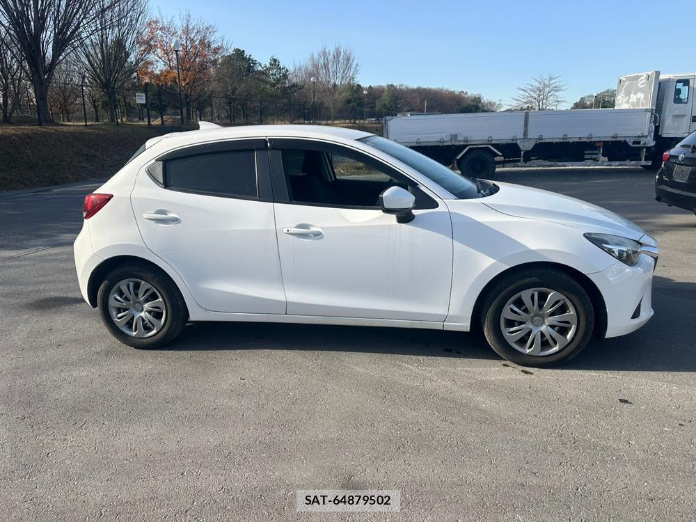 Mazda DEMIO 2019 1631355-5