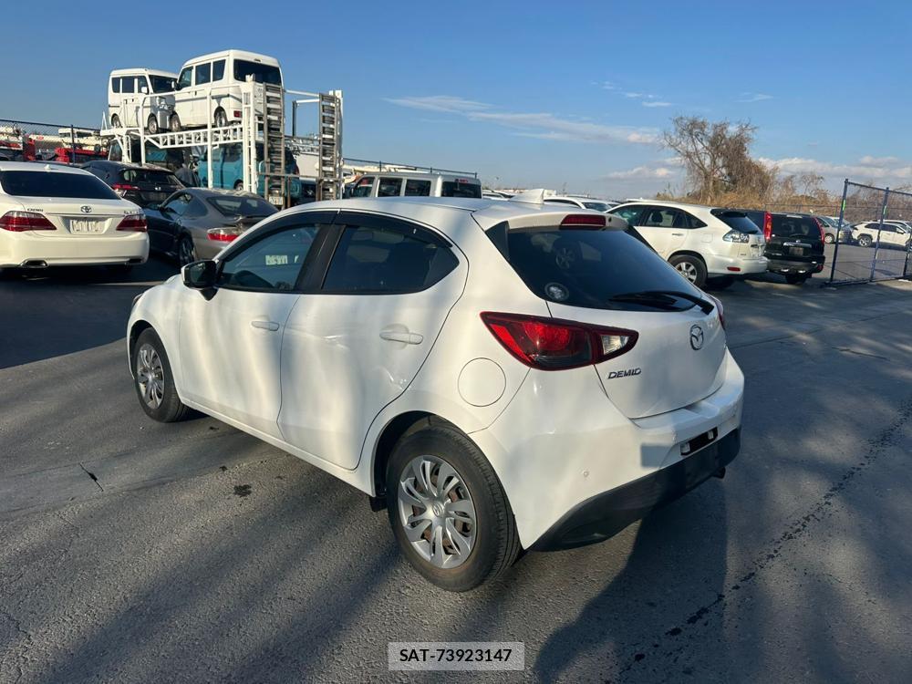 Mazda DEMIO 2019 1681368-2