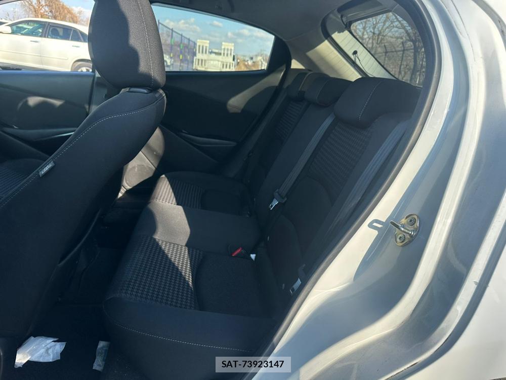 Mazda DEMIO 2019 1681368-8