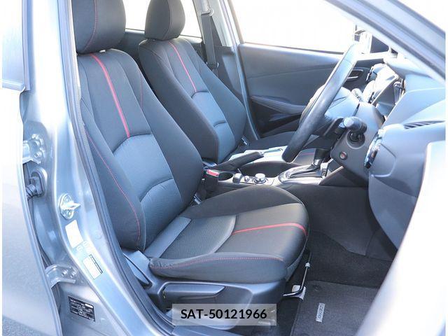 Mazda DEMIO 2014-12 2008369-13