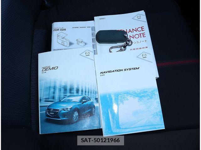 Mazda DEMIO 2014-12 2008369-23
