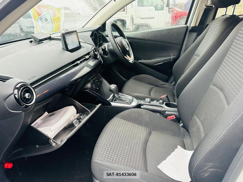 Mazda DEMIO 2019 1776671-10
