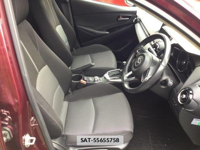 Mazda DEMIO 2018-04 2485915-15