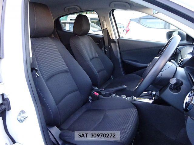Mazda DEMIO 2019-11 2663532-12
