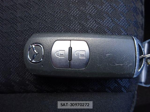 Mazda DEMIO 2019-11 2663532-17