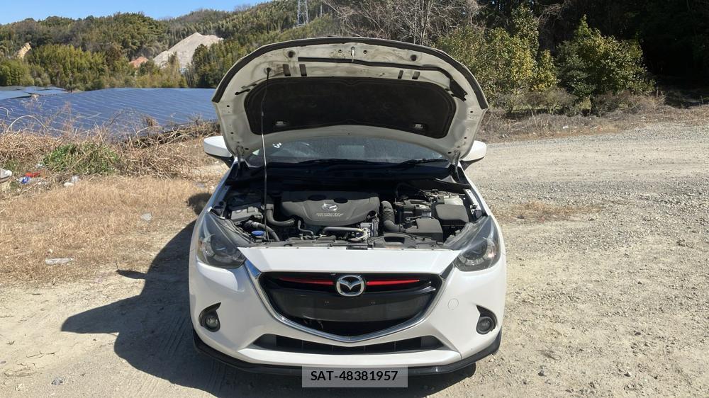 Mazda DEMIO 2015 3710531-31