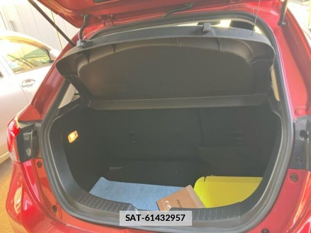 Mazda DEMIO 2017-05 4938693-10
