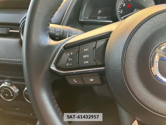 Mazda DEMIO 2017-05 4938693-14