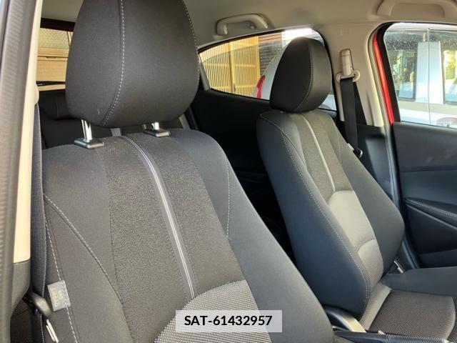 Mazda DEMIO 2017-05 4938693-21