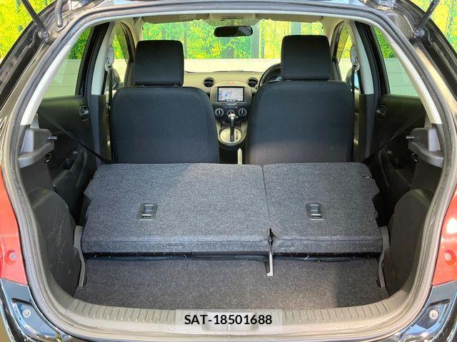 Mazda DEMIO 2013-03 5866818-9