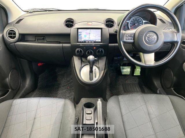 Mazda DEMIO 2013-03 5866818-1
