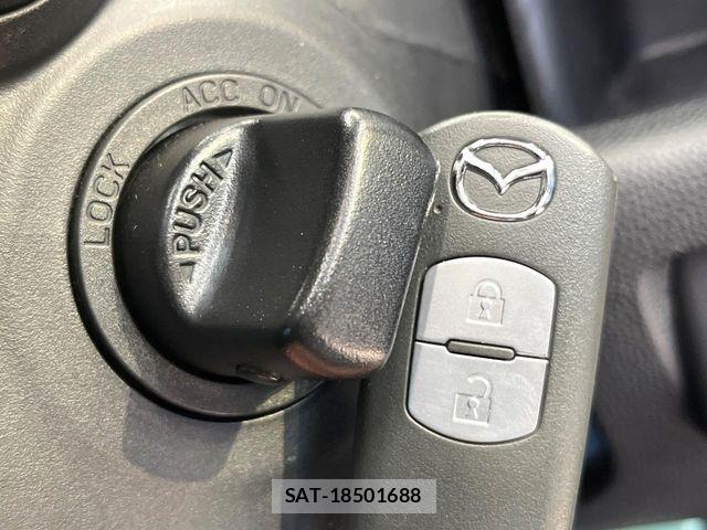 Mazda DEMIO 2013-03 5866818-4
