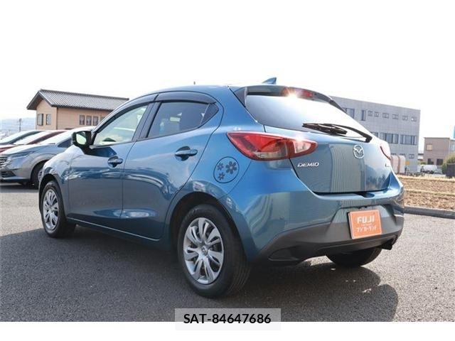 Mazda DEMIO 2018-02 5866755-18