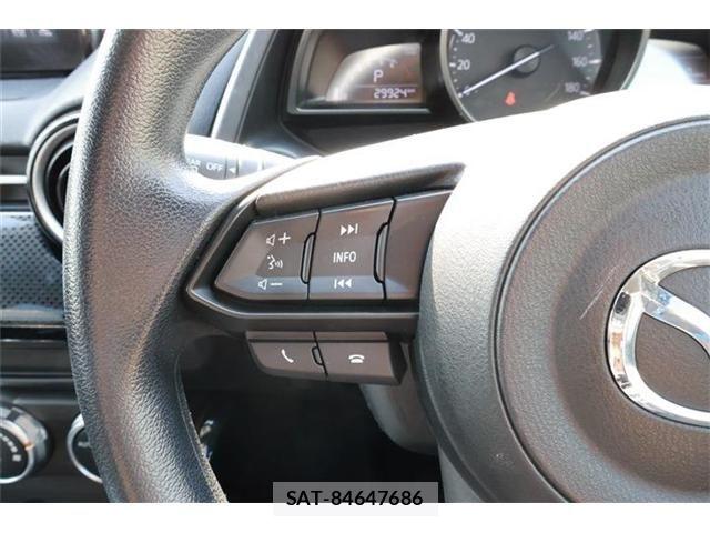 Mazda DEMIO 2018-02 5866755-22
