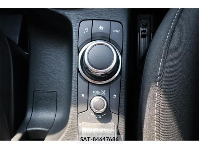 Mazda DEMIO 2018-02 5866755-25