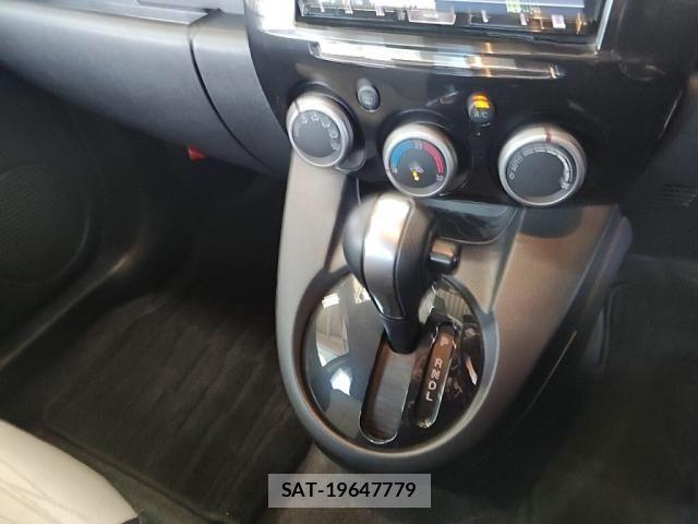 Mazda DEMIO 2013-09 5866795-16