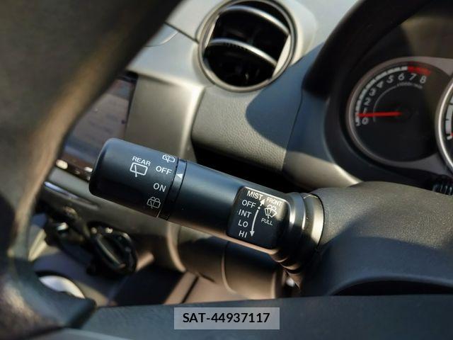 Mazda DEMIO 2013-03 5866820-25