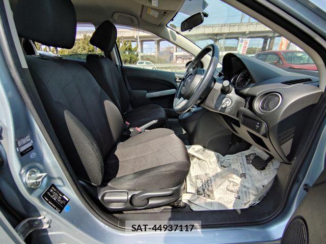 Mazda DEMIO 2013-03 5866820-28