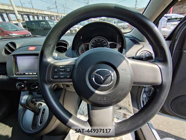 Mazda DEMIO 2013-03 5866820-2
